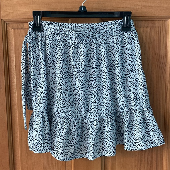 Shein Size Small Women's Teen Black and White Polka Dot Wrap Skirt - Picture 3 of 11